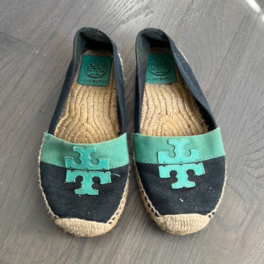 Tory Burch size 6 espadrille shoes teal and navy blue